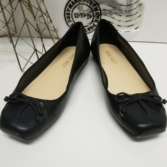 Nine West black flat shoes - Picture 4 of 8